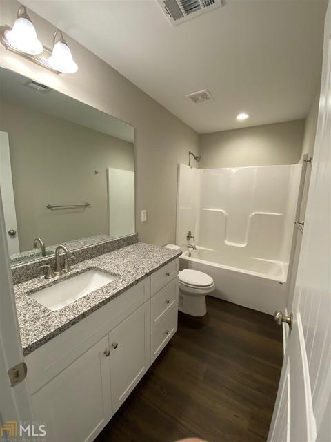 208 Pine St, Barnesville, GA 30204 photo 28
