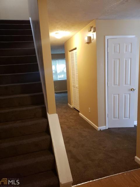 7253 Crestside, Austell, GA 30168 photo 2