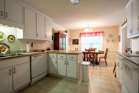 350 Berkshire Dr, Covington, GA 30016 photo 10