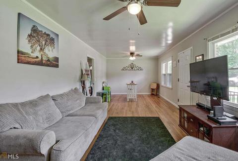 210 Second St, Bowdon, GA 30108 photo 9