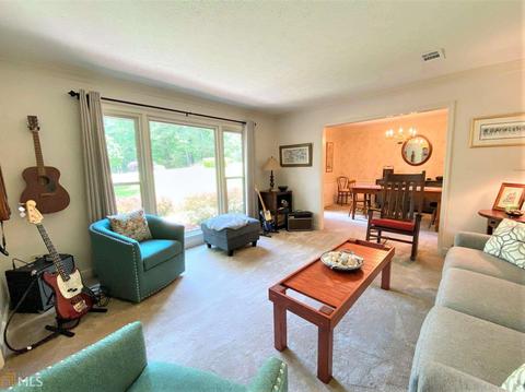 110 Powers Ct, Lagrange, GA 30240 photo 3