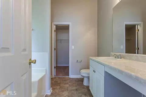 40 Adams Dr, Covington, GA 30016 photo 6