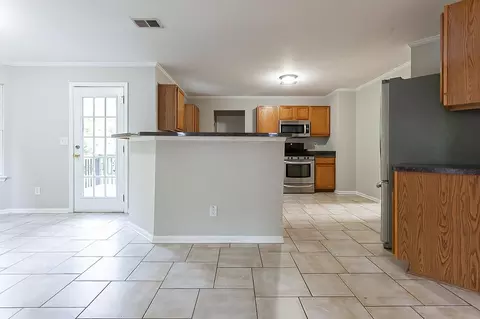 4777 Ruby Forrest Dr, Stone Mountain, GA 30083 photo 7