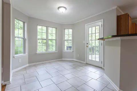 4777 Ruby Forrest Dr, Stone Mountain, GA 30083 photo 9