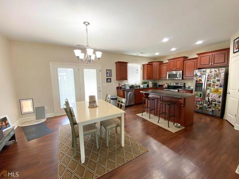102 Sheila St, Lagrange, GA 30241 photo 2
