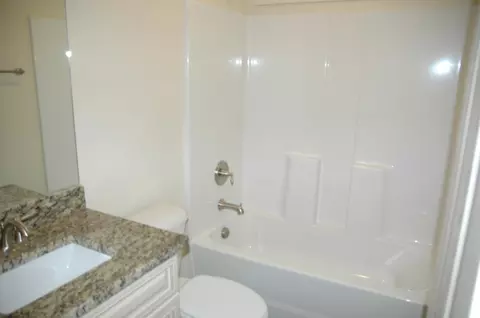 214 Waterview Dr, Lagrange, GA 30240 photo 6