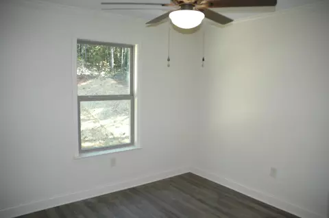 214 Waterview Dr, Lagrange, GA 30240 photo 8