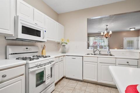 3765 Berkeley Xing, Duluth, GA 30096 photo 11