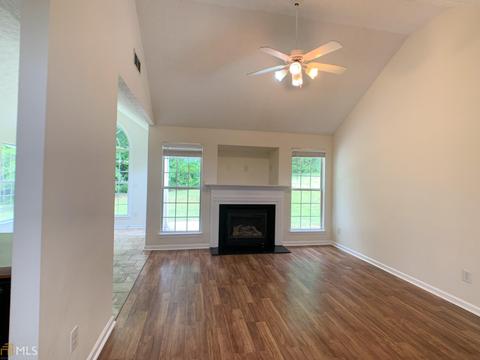 312 Preakness Dr, Lagrange, GA 30241 photo 3