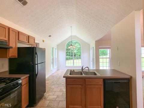 312 Preakness Dr, Lagrange, GA 30241 photo 7