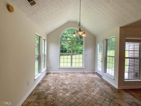 312 Preakness Dr, Lagrange, GA 30241 photo 9