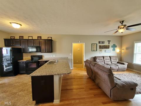 460 N Page St, Lagrange, GA 30241 photo 4
