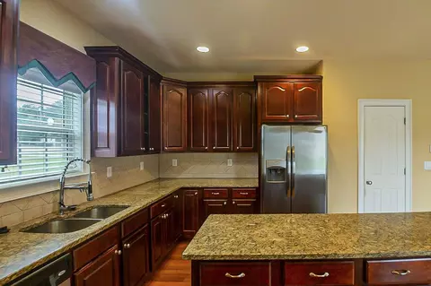 4223 Donington Way, Hampton, GA 30228 photo 9