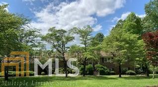 711 Skyland Dr, Cornelia, GA 30531 photo 2
