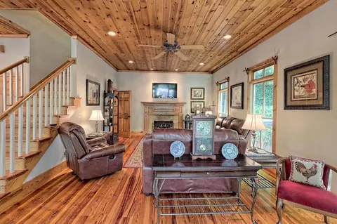 1975 E Wildcat Rd, Clarkesville, GA 30523 photo 9