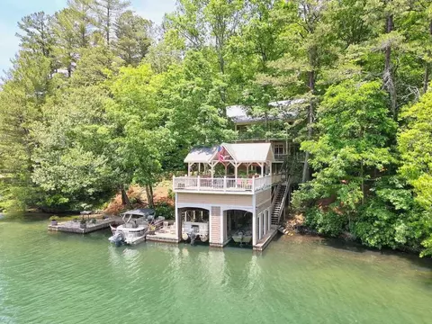 1975 E Wildcat Rd, Clarkesville, GA 30523 photo 1