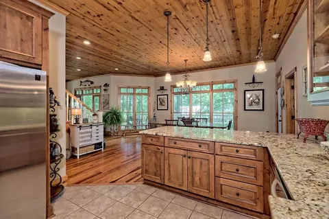 1975 E Wildcat Rd, Clarkesville, GA 30523 photo 18
