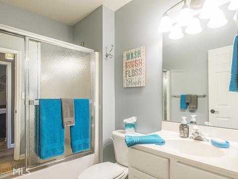 497 E Lake Rd, Mcdonough, GA 30252 photo 4