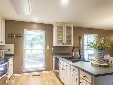 497 E Lake Rd, Mcdonough, GA 30252 photo 17