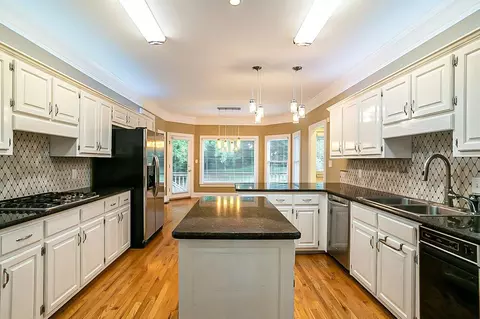 155 Kylemore Pass, Tyrone, GA 30290 photo 4