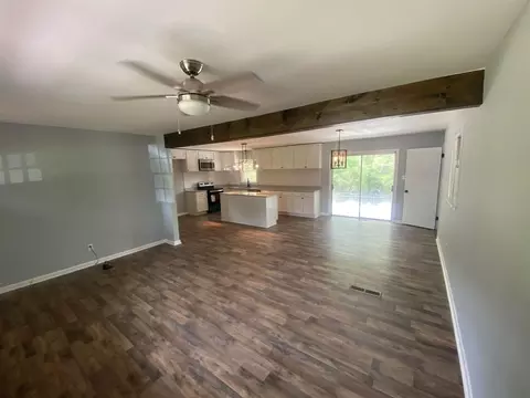 203 E Thomson Dr E, Centerville, GA 31028 photo 8