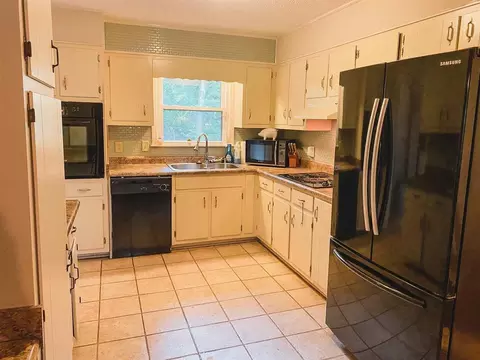 45 Stonewood Dr, Toccoa, GA 30577 photo 4
