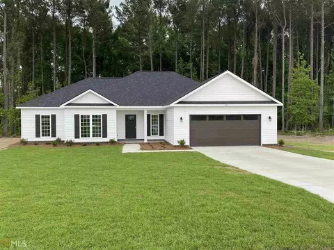 243 Fallen Leaf Dr, Brooklet, GA 30415 photo 1