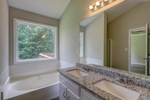 1490 Buckingham Ct, Hampton, GA 30228 photo 8