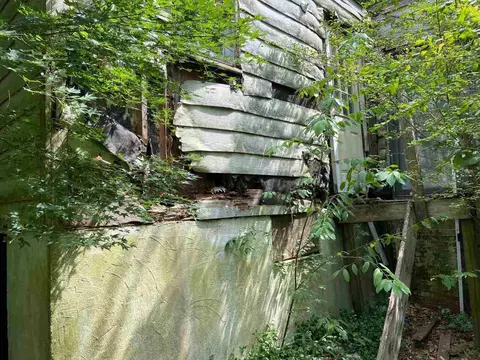 60 E Wright St, Winder, GA 30680 photo 24