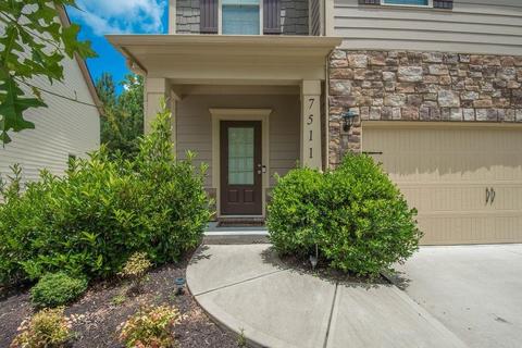 7511 Waverly Loop, Fairburn, GA 30213 photo 2