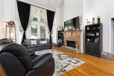 736 Crescent Cir, Canton, GA 30115 photo 10