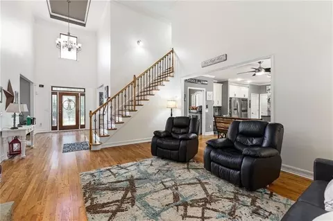 736 Crescent Cir, Canton, GA 30115 photo 9