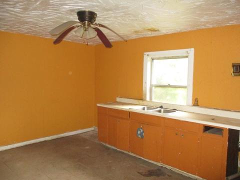 796 Third St, Stone Mountain, GA 30083 photo 4