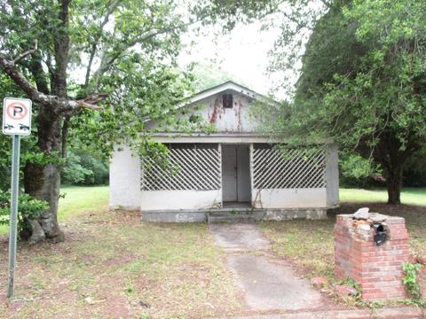 796 Third St, Stone Mountain, GA 30083 photo 2