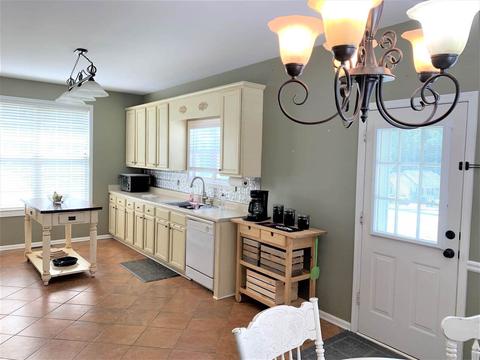 104 Kevins Dr, Hampton, GA 30228 photo 5