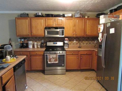 409 Kimberwick Dr, Hampton, GA 30228 photo 8