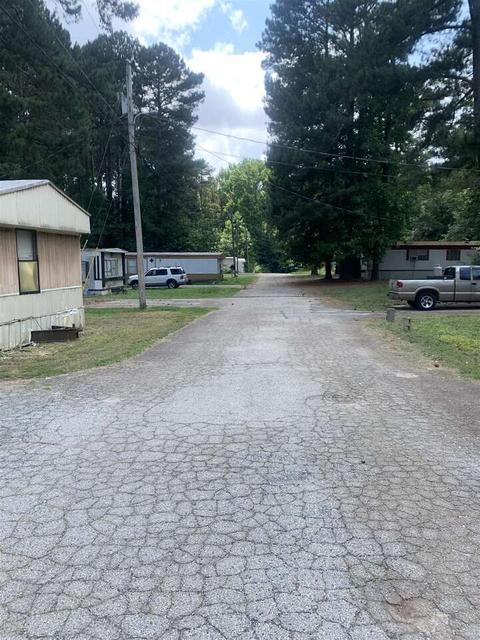 4 Halls Pl, Toccoa, GA 30577 photo 2
