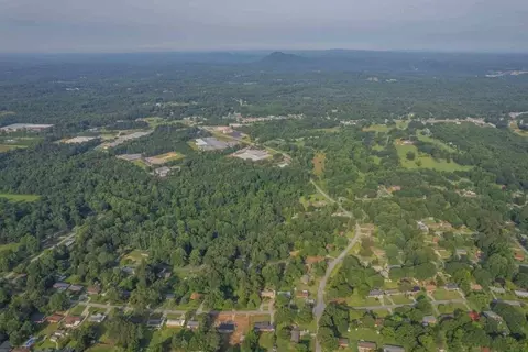 1024 Skyline Dr, Toccoa, GA 30577 photo 9