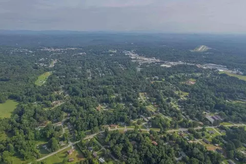 1024 Skyline Dr, Toccoa, GA 30577 photo 11