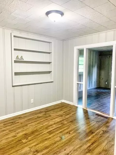 1900 54th St, Valley, AL 36854 photo 11