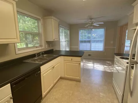 125 Spring Valley Way, Covington, GA 30016 photo 8