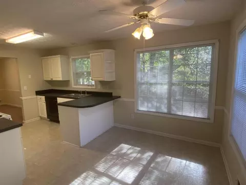 125 Spring Valley Way, Covington, GA 30016 photo 7