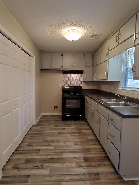 31 Spruce Dr, Mcdonough, GA 30253 photo 9