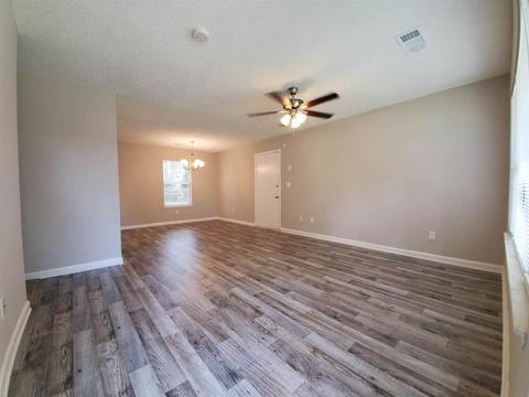 31 Spruce Dr, Mcdonough, GA 30253 photo 4