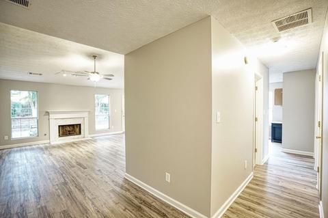3279 Roundfield Cir, Duluth, GA 30096 photo 7