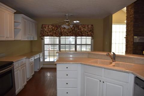 102 Brush Creek Ct, Lagrange, GA 30240 photo 9