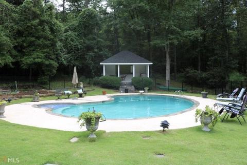 103 Deal Dr, Lagrange, GA 30240 photo 2
