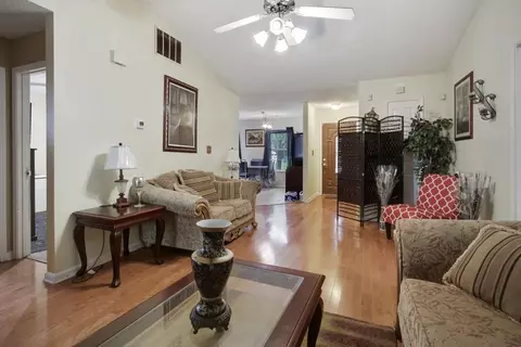 144 Hampton Oaks Dr, Hampton, GA 30228 photo 2