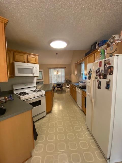 132 Cheryl Ct, Rex, GA 30273 photo 8