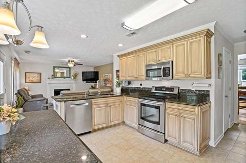 305 Darnell Ct, Hampton, GA 30228 photo 22
